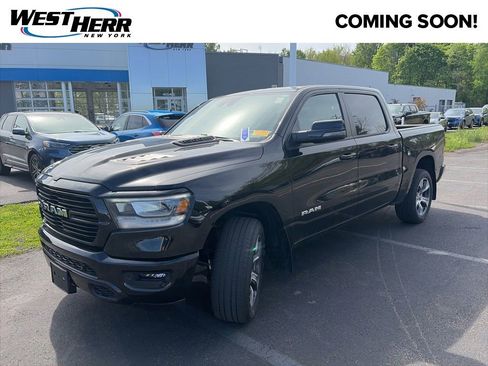 Used 2023 RAM 1500 Laramie AWD/4WD image 4