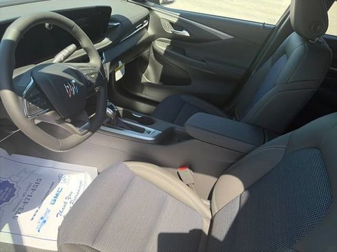 New 2026 Buick Envista Preferred w/ Convenience I Package FWD image 16