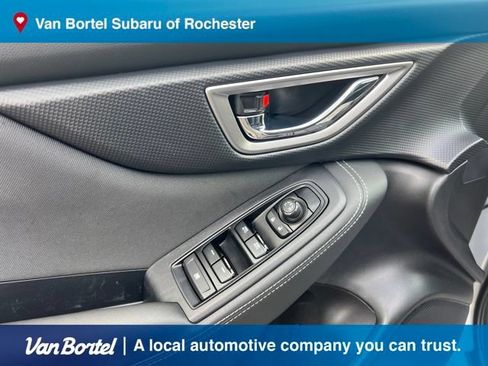 Used 2023 Subaru Forester Premium AWD/4WD image 14