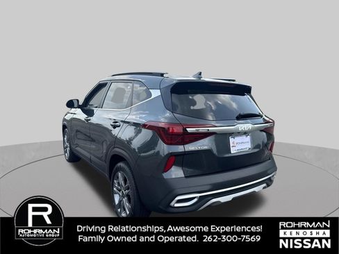 Used 2023 Kia Seltos S FWD image 3