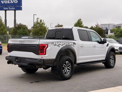 Used 2018 Ford F150 Raptor w/ Equipment Group 802A Luxury AWD/4WD image 11