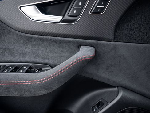 New 2026 Audi RS Q8 performance image 16