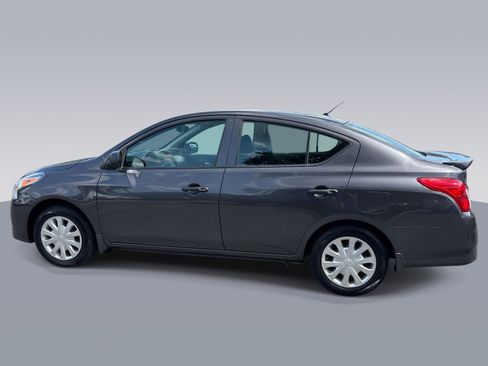 Used 2015 Nissan Versa S Plus FWD image 6
