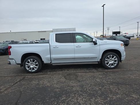 New 2026 Chevrolet Silverado 1500 High Country AWD/4WD image 11