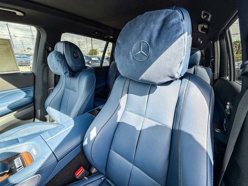 New 2026 Mercedes-Benz GLS 580 4MATIC image 26