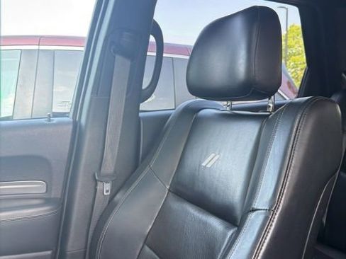 Used 2020 Dodge Durango R/T w/ Technology Group AWD/4WD image 15