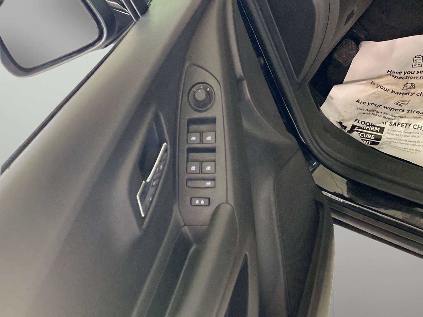 Certified 2019 Chevrolet Trax LT FWD image 16