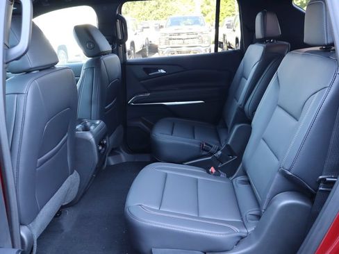 New 2027 Chevrolet Traverse LT w/ Driver Confidence Package AWD/4WD image 23