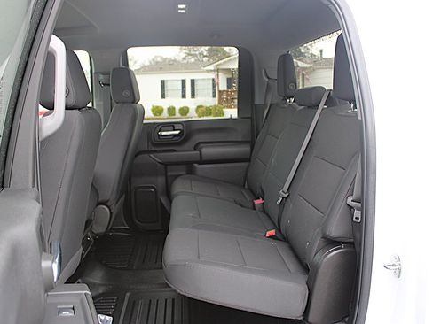 Used 2024 Chevrolet Silverado 2500 W/T w/ WT Convenience Package RWD image 19