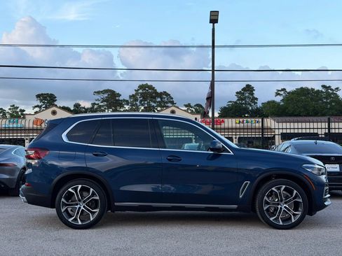 Used 2023 BMW X5 xDrive40i w/ Parking Assistance Package AWD/4WD image 11