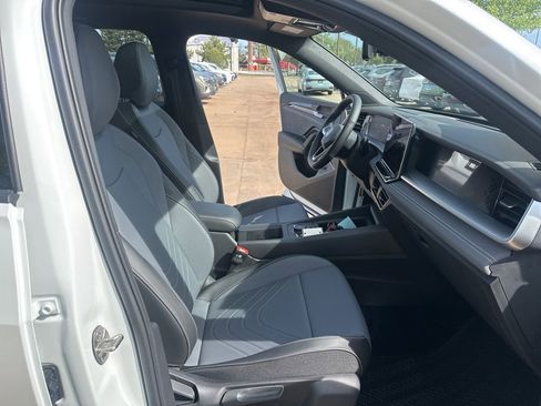 New 2026 Volkswagen Tiguan SE R-Line AWD/4WD image 22
