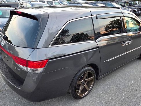 Used 2014 Honda Odyssey Touring Elite image 15