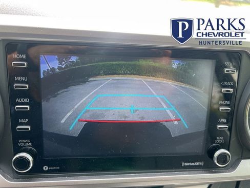 Used 2023 Toyota Tacoma SR5 w/ Technology Package image 32