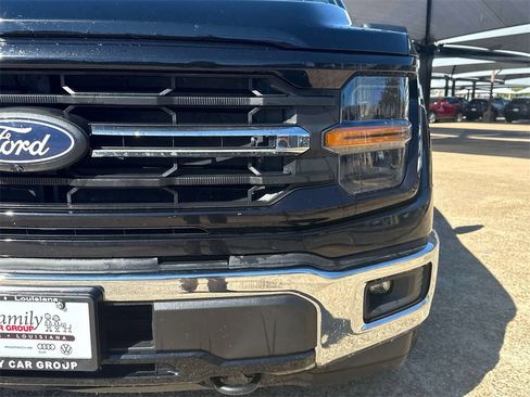 Used 2024 Ford F150 XLT w/ Mobile Office Package image 8