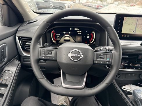 New 2026 Nissan Rogue Platinum image 15