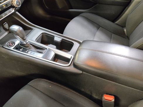 Used 2022 Nissan Sentra SV FWD image 26