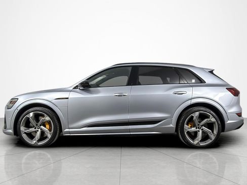 Used 2023 Audi e-tron S Prestige w/ Prestige Package AWD/4WD image 2