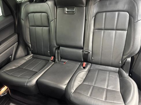 Used 2018 Land Rover Range Rover Sport HSE AWD/4WD image 47