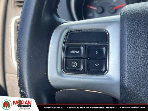 Used 2011 Dodge Avenger Heat FWD image 24