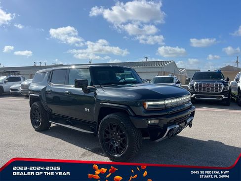 New 2026 GMC Hummer EV SUV AWD/4WD image 2