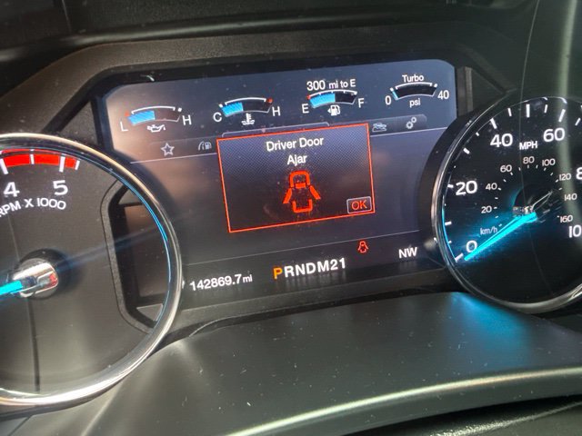 Used 2019 Ford F250 Lariat w/ Lariat Ultimate Package AWD/4WD image 7
