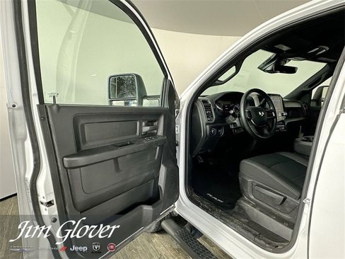 Used 2025 RAM 2500 Tradesman image 27