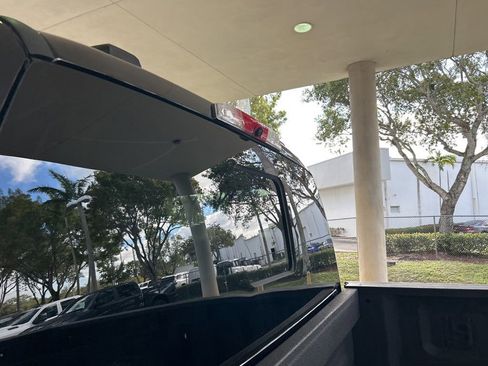 Used 2024 Ford F350 Lariat image 36