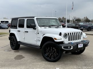 Used 2023 Jeep Wrangler Sahara video 2