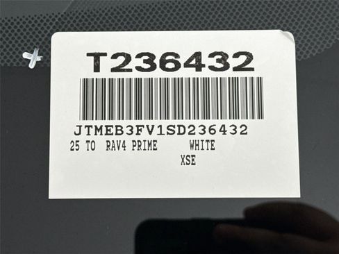 Certified 2025 Toyota RAV4 XSE image 62