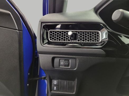 Used 2022 Honda Civic Sport image 11