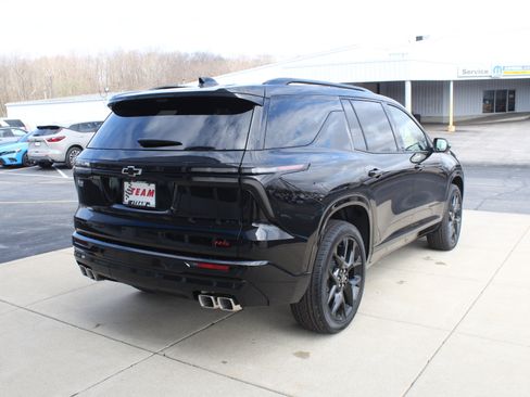 New 2026 Chevrolet Traverse RS image 4