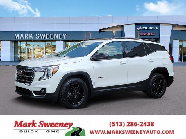 Used 2022 GMC Terrain AT4 w/ Tech Package AWD/4WD image 1