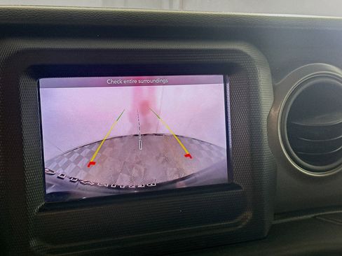 Used 2023 Jeep Wrangler Unlimited w/ Convenience Group image 23