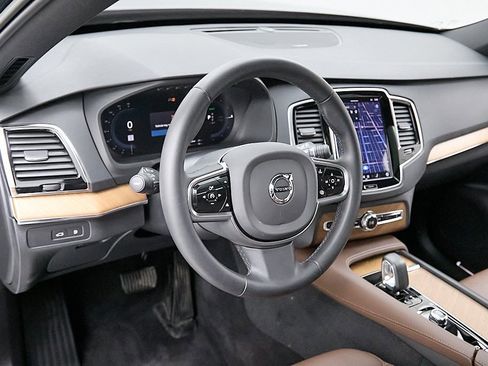 Certified 2023 Volvo XC90 T8 Plus w/ Protection Package image 15