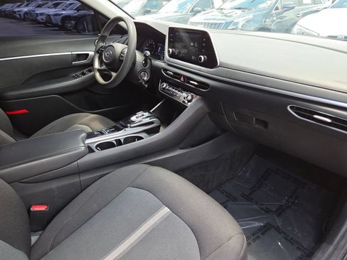 Used 2021 Hyundai Sonata SE FWD image 13