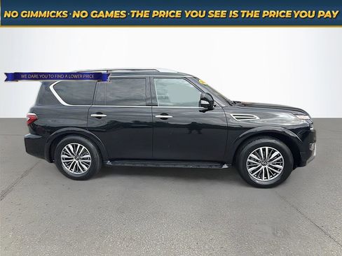 Used 2023 Nissan Armada SL RWD image 3