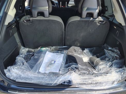 New 2026 Volvo XC90 B6 Plus w/ Protection Package Premier image 41