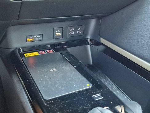 Used 2026 Toyota Camry XSE FWD image 25