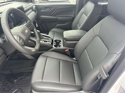 New 2026 Chevrolet Colorado W/T image 12