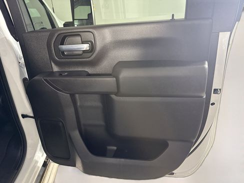 Used 2023 Chevrolet Silverado 2500 LT image 27