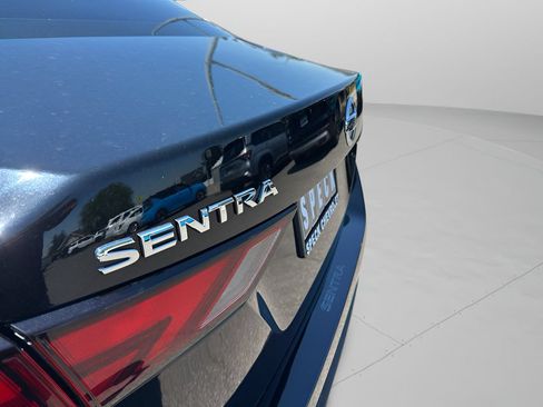Used 2022 Nissan Sentra SV FWD image 21