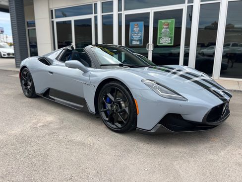 Used 2023 Maserati MC20 Spyder image 4
