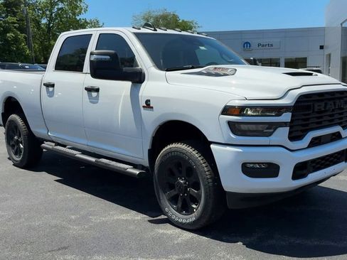 New 2026 RAM 2500 Tradesman AWD/4WD image 9