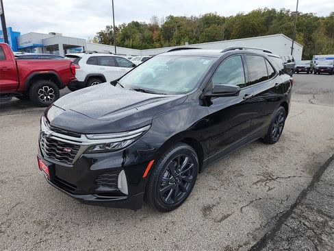 Used 2022 Chevrolet Equinox RS image 4