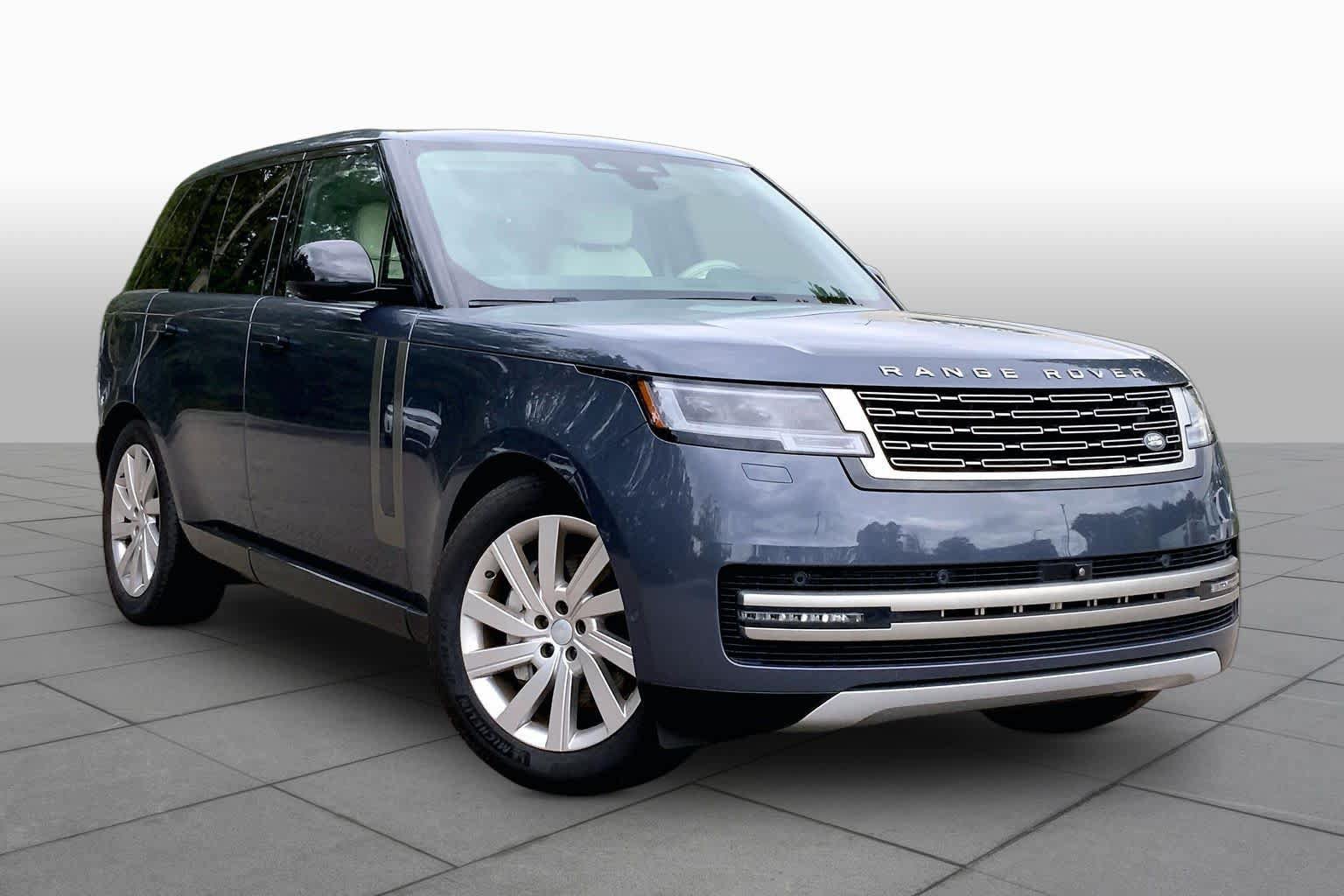 Used 2024 Land Rover Range Rover SE AWD/4WD image 3