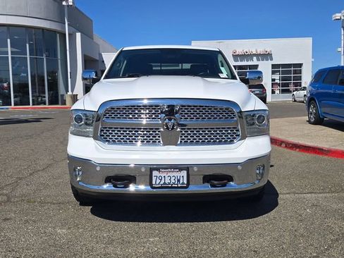 Used 2015 RAM 1500 Laramie w/ Convenience Group AWD/4WD image 2