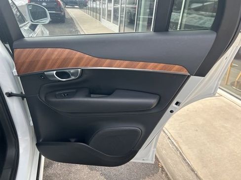 Certified 2025 Volvo XC90 B6 Plus image 12