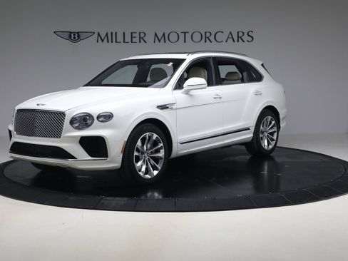 Certified 2023 Bentley Bentayga image 2