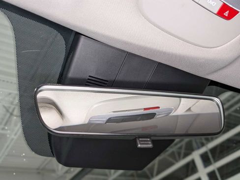 Certified 2022 Kia Sorento S image 36