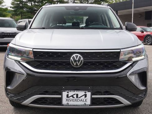 Used 2024 Volkswagen Taos S FWD image 10